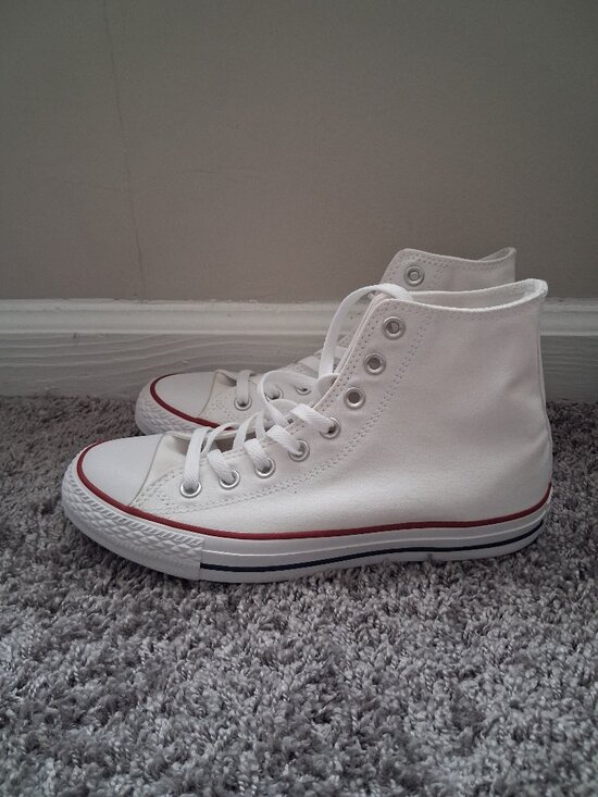 Converse Shoes - New Converse Tennis Shoe